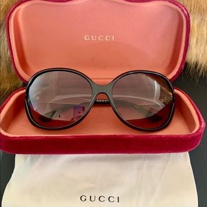 SOLD! Gucci Sunglasses, GG0076S